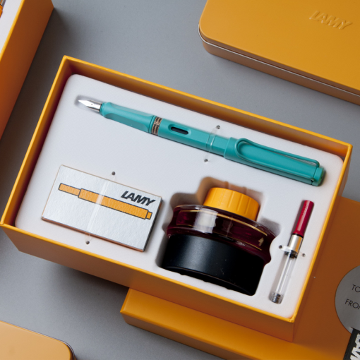 LAMY SAFARI 狩獵者系列 CANDY 限量 鋼筆墨水禮盒 – 海水藍 (筆尖／卡式墨水管需勾選)