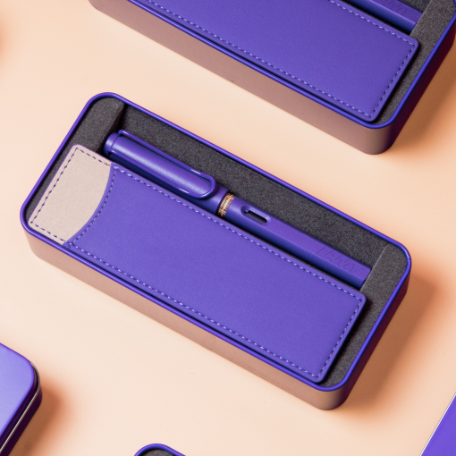 LAMY SAFARI 狩獵者系列 CANDY 限量 鋼筆 筆套鐵禮盒 – 紫羅蘭 (筆尖 需勾選)